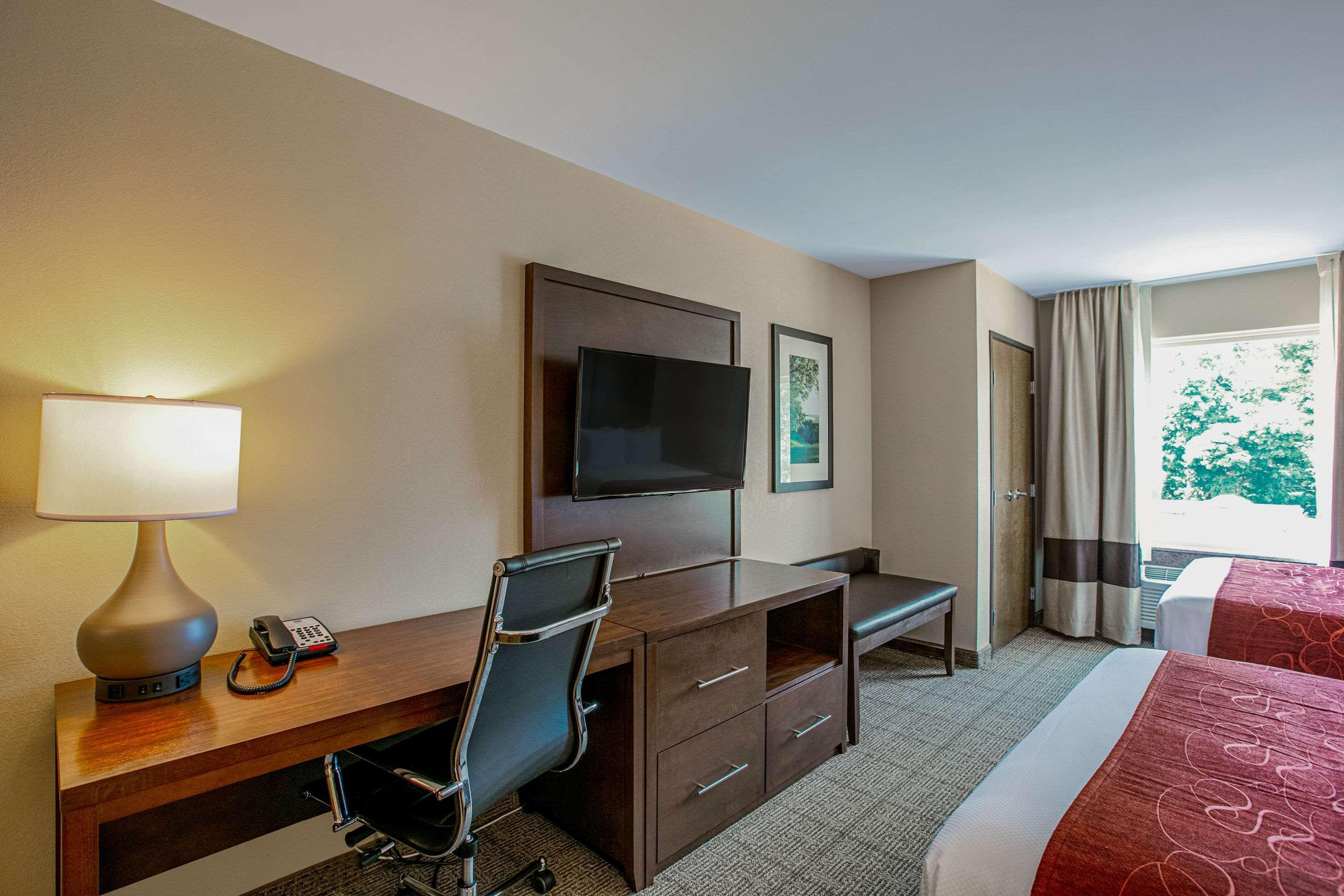 Comfort Suites Fishkill Near Interstate 84 Εξωτερικό φωτογραφία