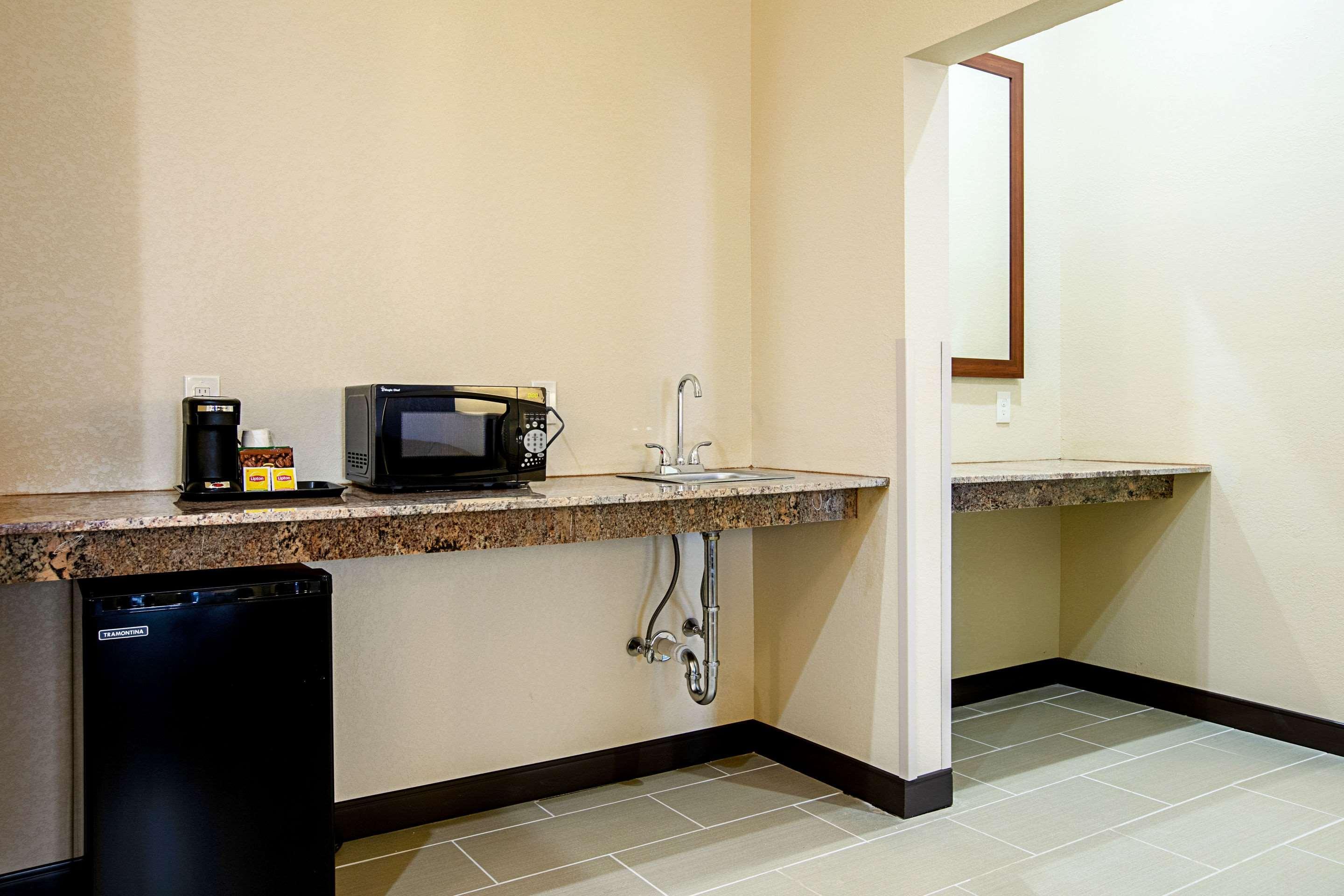 Comfort Suites Fishkill Near Interstate 84 Εξωτερικό φωτογραφία
